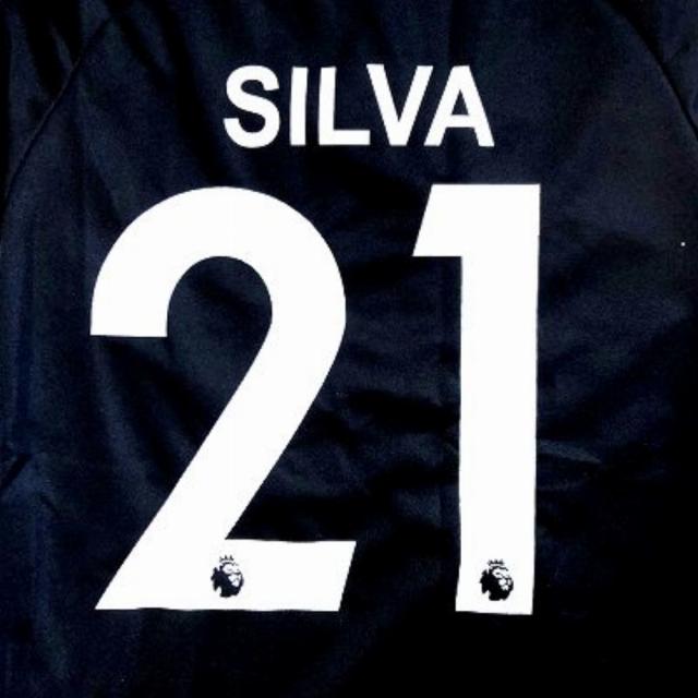 子供用 K105 20 マンチェスターシティ SILVA*21 シルバ 黒